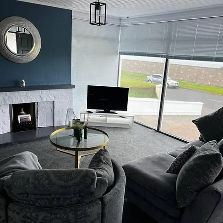 Immaculate Sea View 4-Bed House In Portstewart Villa Exterior photo