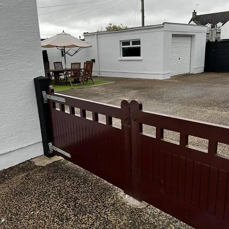 Immaculate Sea View 4-Bed House In Portstewart Villa Exterior photo