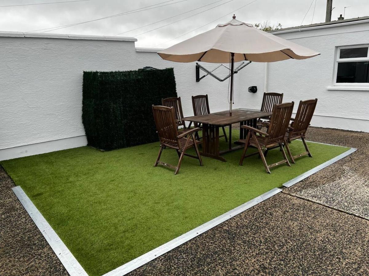 Immaculate Sea View 4-bed House In Holiday home *
